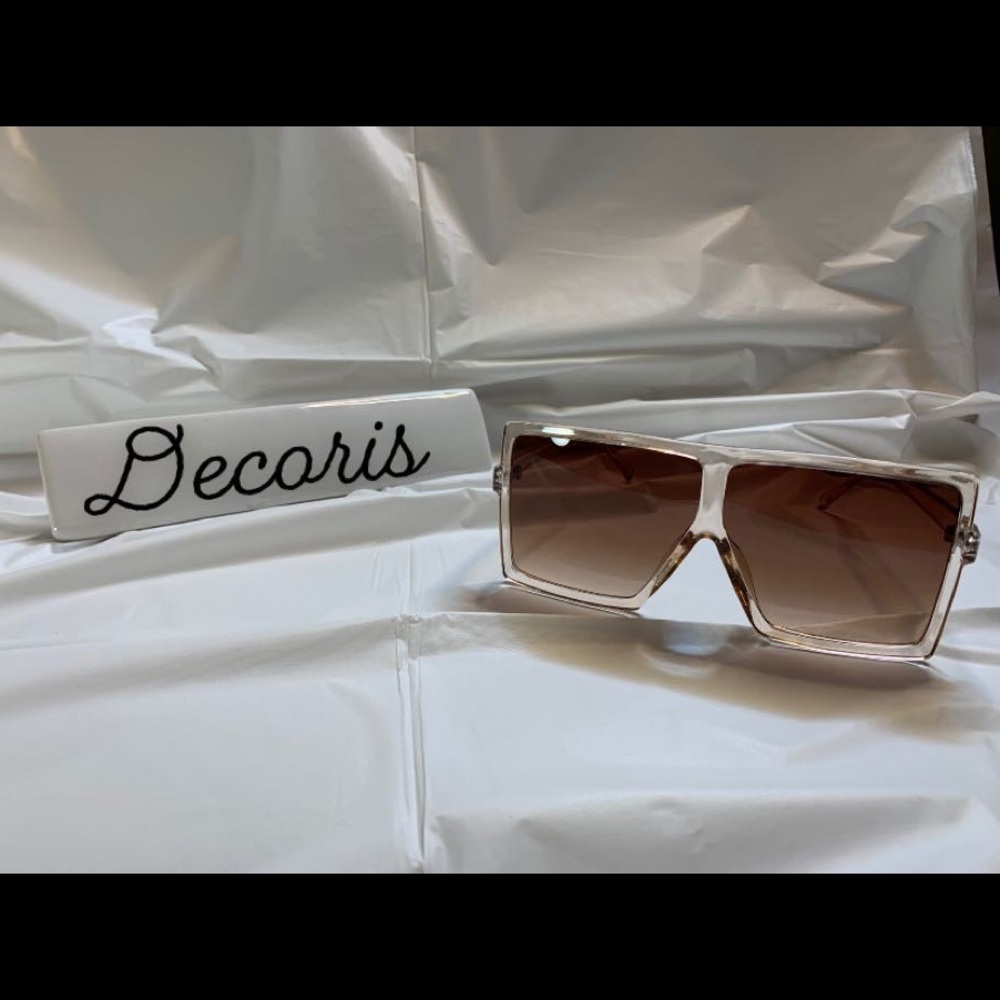 Over Sizes Sunglasses - Picture 11 of 13